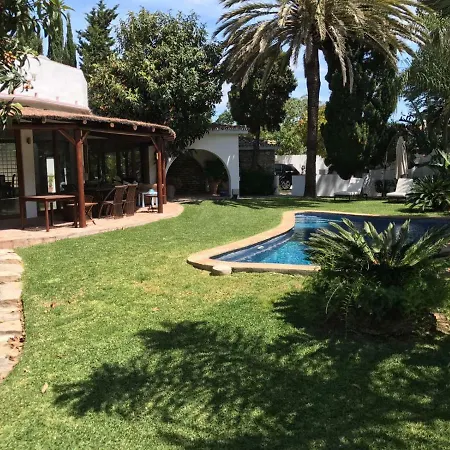 With Heated Pool And Jacuzzi Close To Puerto Banus And *