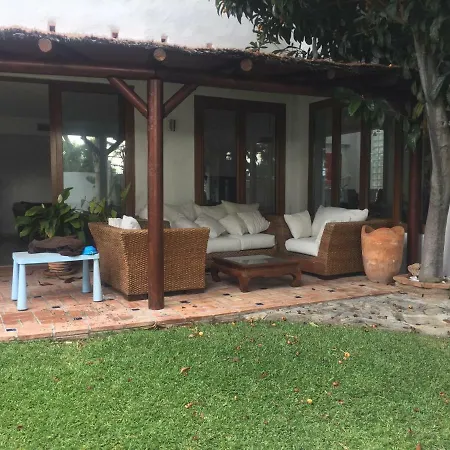 With Heated Pool And Jacuzzi Close To Puerto Banus And * Estepona