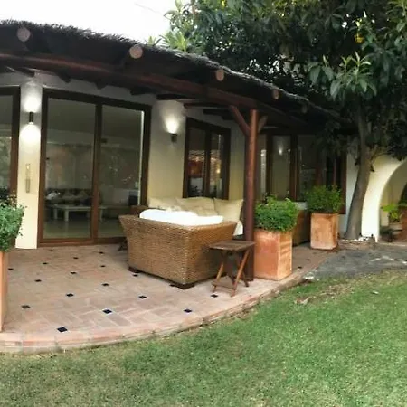 Villa With Heated Pool And Jacuzzi Close To Puerto Banus And Estepona