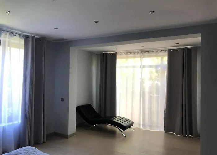 Willa With Heated Pool And Jacuzzi Close To Puerto Banus And