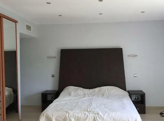 With Heated Pool And Jacuzzi Close To Puerto Banus And *