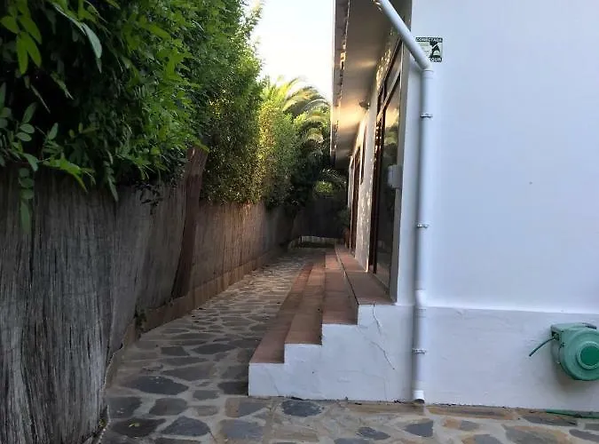 With Heated Pool And Jacuzzi Close To Puerto Banus And Willa Estepona