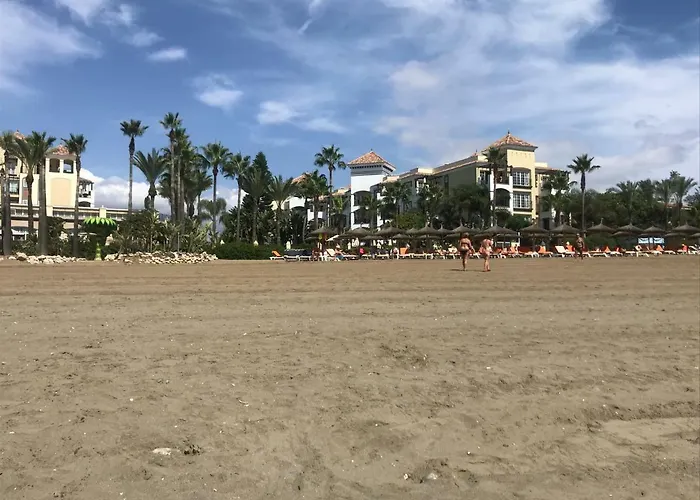 With Heated Pool And Jacuzzi Close To Puerto Banus And Willa Estepona