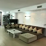 Villa With Heated Pool And Jacuzzi Close To Puerto Banus And