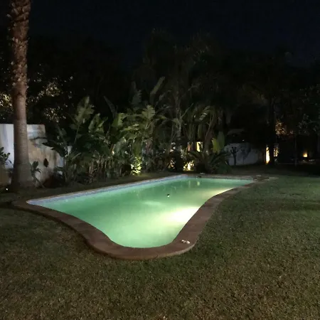 With Heated Pool And Jacuzzi Close To Puerto Banus And فيلة