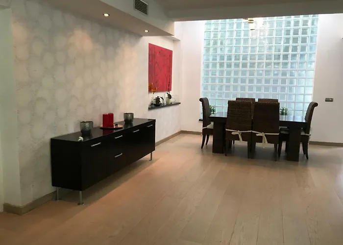 Villa With Heated Pool And Jacuzzi Close To Puerto Banus And Estepona