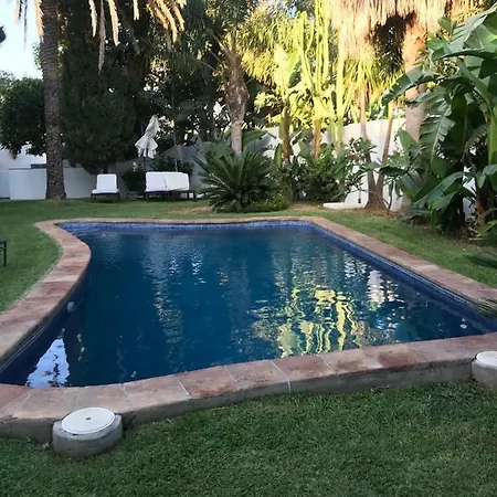 With Heated Pool And Jacuzzi Close To Puerto Banus And 别墅 *